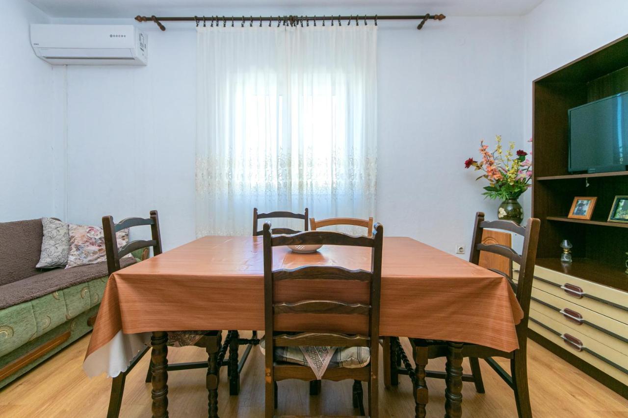 Apartments With A Parking Space Gradac, Makarska - 14708 מראה חיצוני תמונה